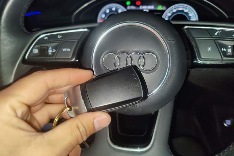 Used Audi A4L 2020 45 TFSI quattro Prestige Dynamic Edition Vehicle Key