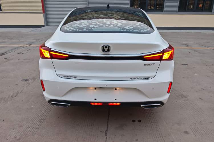 Used CHANGAN Eado 2021 PLUS Blue Whale NE 1.4T GDI DCT Flagship Model
