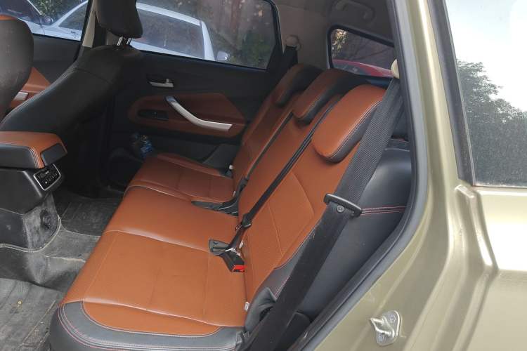 Used HYOSOW S3 2016 S3L 1.5L Manual Premium Edition Left Rear Seat