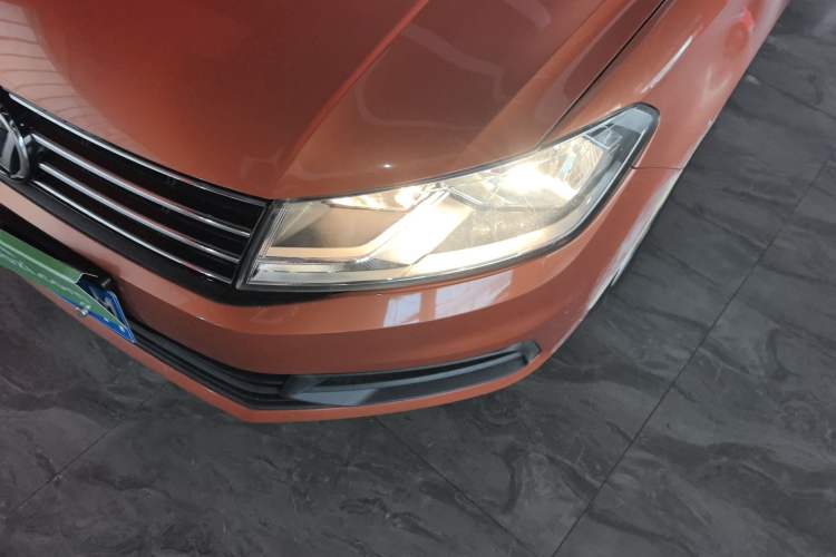 Used Volkswagen Santana 2015 Haval H6 1.6L Automatic Comfort Model Left Front Headlight