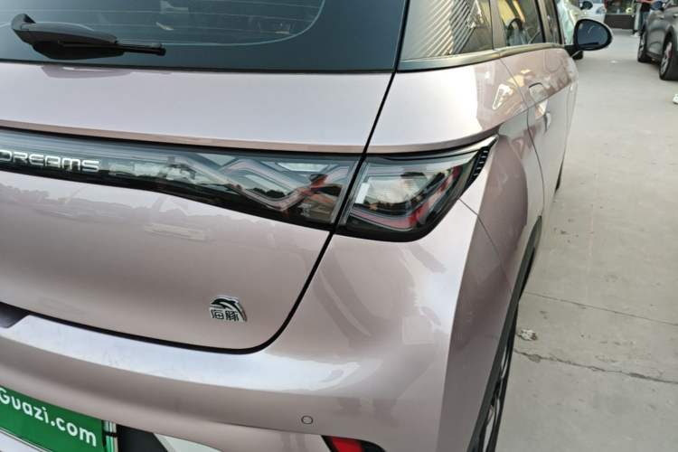 Used BYD Dolphin 2023 420 km Fashion Edition