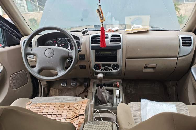 Used JMC Baodian 2013 2.8T Four-Wheel Drive Diesel Comfort Value Edition
