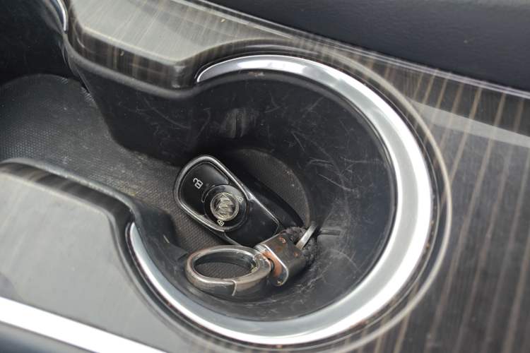 Used Buick Envision 2018 20T Two-Wheel-Drive Leading Model Vehicle Key