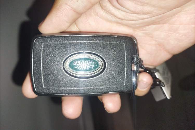 Used Land Rover Range Sport 2020 3.0 L6 HSE DYNAMIC Vehicle Key