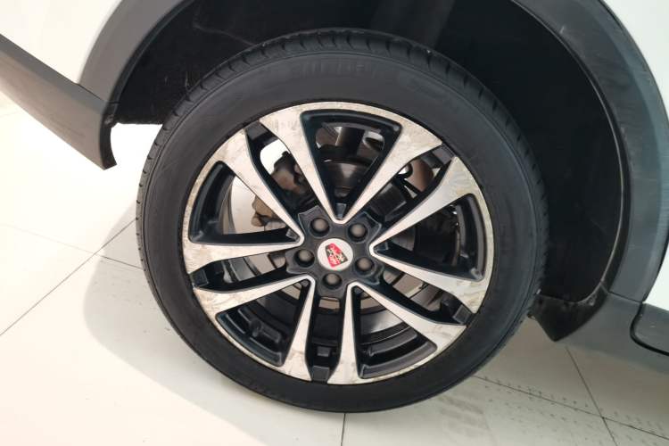 Used Roewe RX3 2018 1.6L Manual Internet Smart Edition
