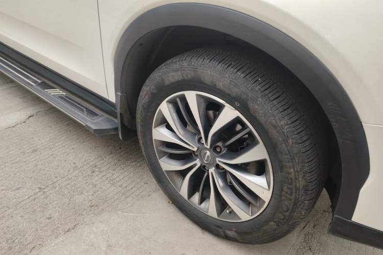 Used GAC Trumpchi GS8 2017 320T Two-Wheel Drive Luxury Smart Connectivity Version (7 Seats)
