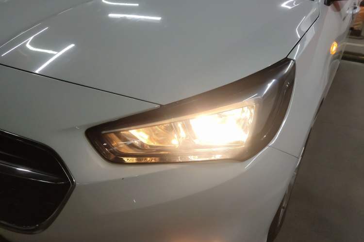 Used Buick Excelle 2018 15N Manual Elite Version Left Front Headlight