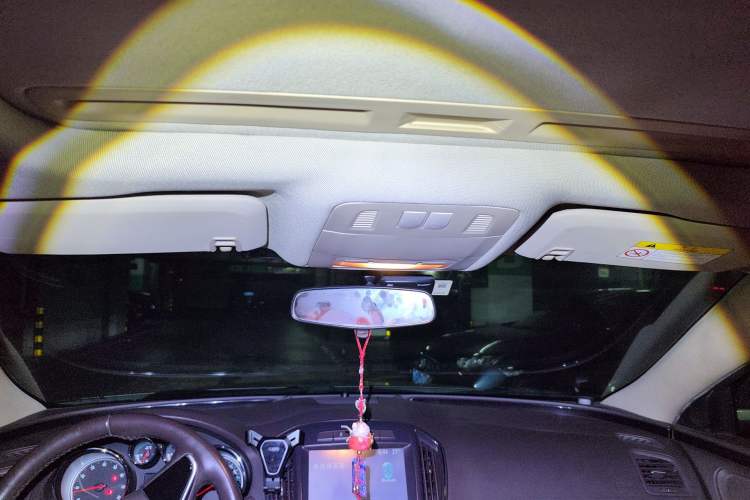 Used Buick Regal 2014 2.0L Leading Fashion Edition Headliner