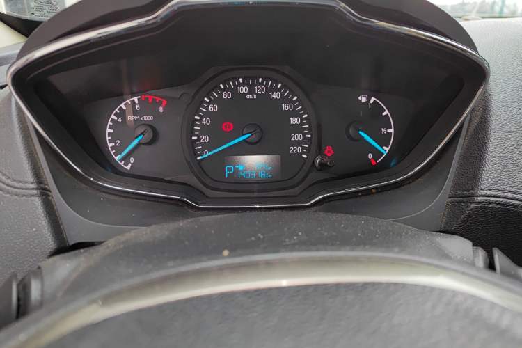 Used Ford Escort 2015 1.5L Automatic Fashion Model Instrument Cluster