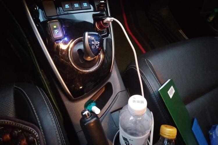 Used Toyota Levin 2016 Dual-Engine 1.8H GS-L E-CVT Leading Edition Gear Lever