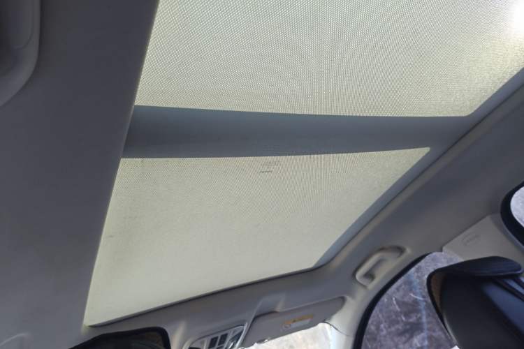 Used Haval H6 2017 Red Label 2.0T Automatic Two-Wheel Drive ZhiShang Model