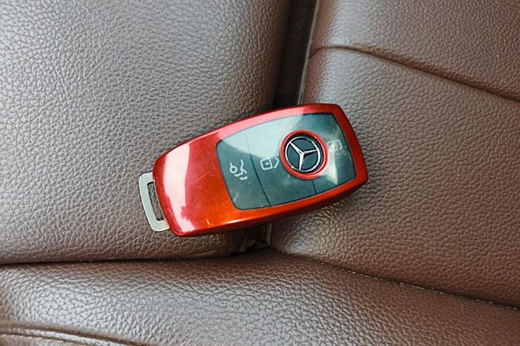 Used Mercedes-Benz GLB 2022 Updated GLB 200 Fashion Edition Vehicle Key