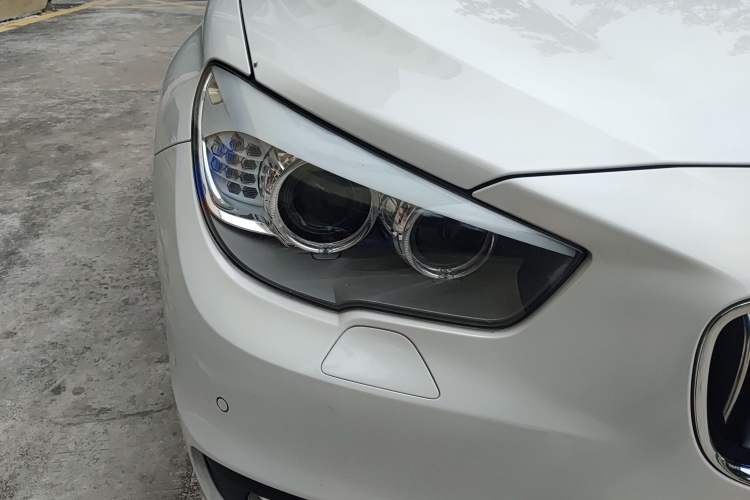 Used BMW 5 Series GT 2015 528i Leading Model