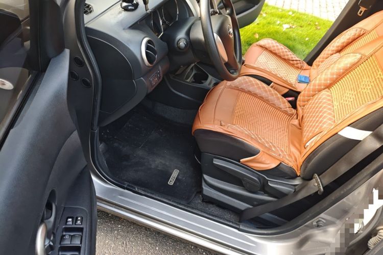 Used Nissan Livina 2015 1.6XL Manual Luxury Edition
