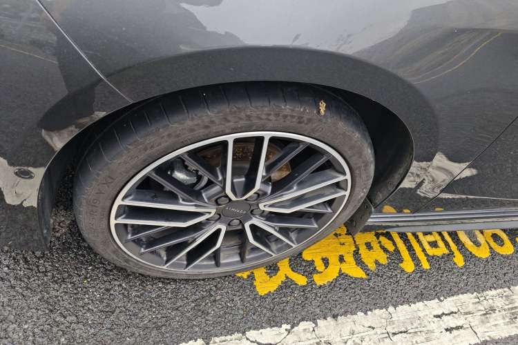 Used Lynk & Co 03 2023 2.0TD DCT H-Power Halo Exterior 4