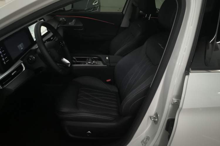 Used Chery Arrizo 8 2024 1.6T DCT Rui
