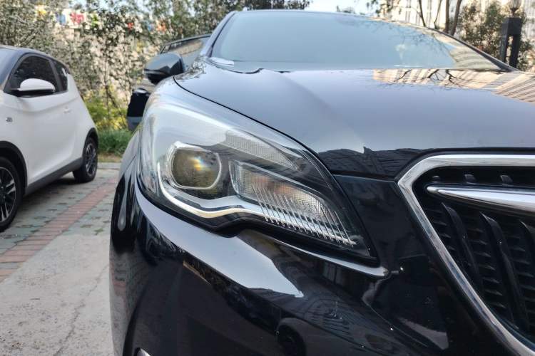 Used Buick Envision 2018 28T Four-Wheel Drive Luxury Model