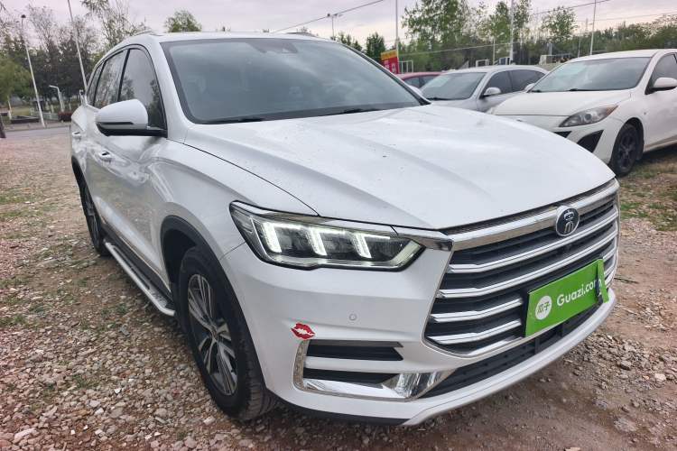 Used BYD Song Pro 2019 1.5T Automatic Luxury Model Front Right 45 Deg