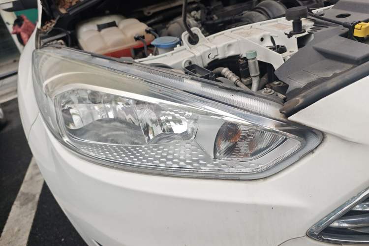 Used Ford Focus 2017 Sedan 1.6L Automatic Comfort Plus SmartDrive Edition
