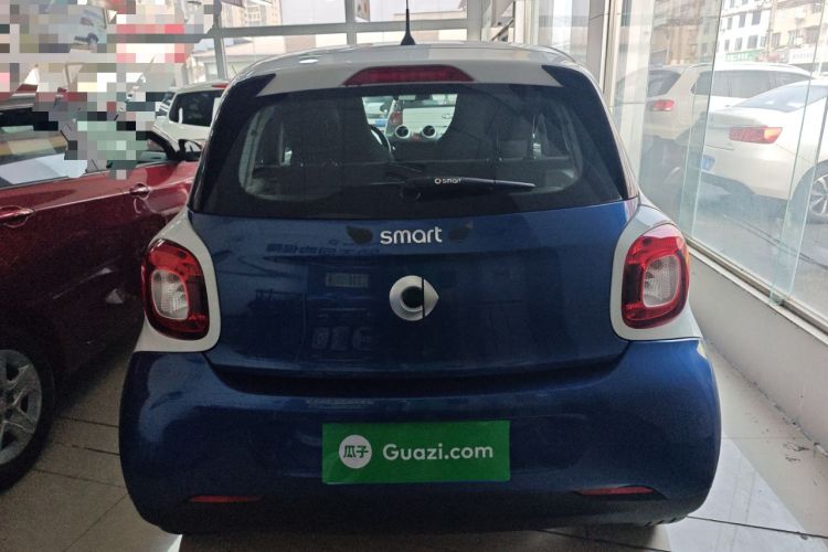 Used smart forfour 2018 1.0L 52 kW Dynamic Edition