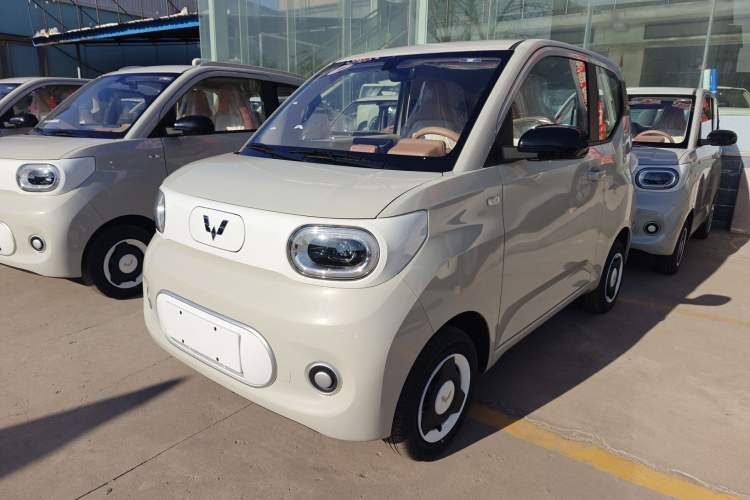 Used Wuling Hongguang MINIEV 2024 3rd Generation 215km Youth Edition