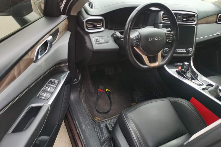 Used Lynk & Co 01 2018 2.0T Two-Wheel-Drive + Version