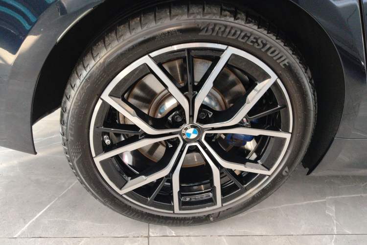 Used BMW 5 Series 2022 Second Facelift 540i Sport Line M Sport Package