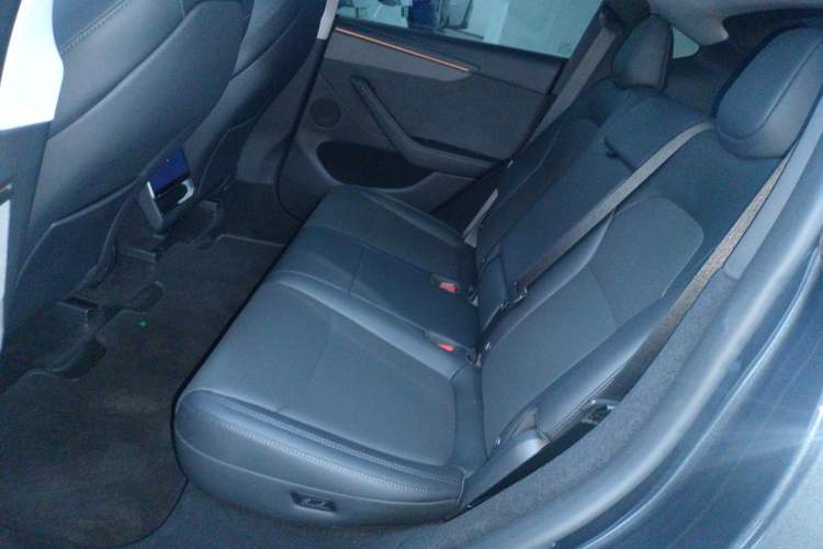 Used Tesla Model Y 2025 Long-Range All-Wheel Drive First Edition