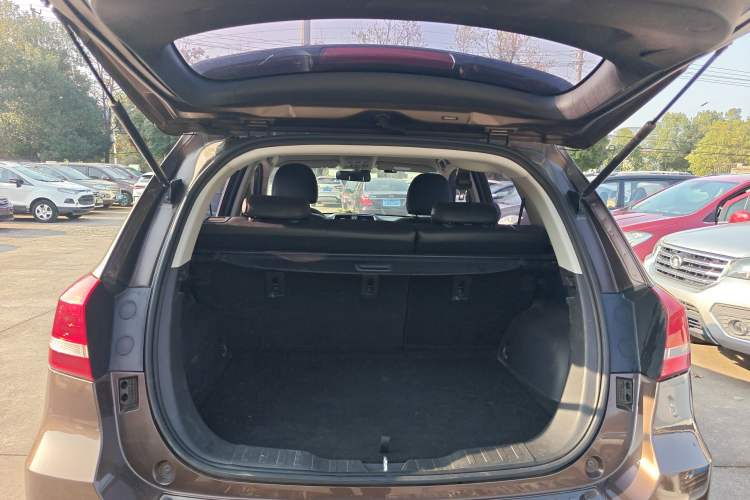 Used Haval H2 2016 Red Label 1.5T Automatic Two-Wheel Drive Elite Model
