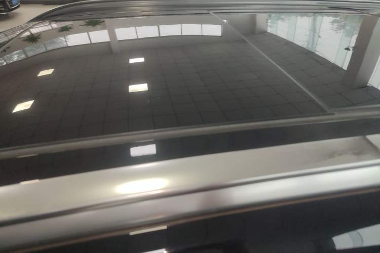 Used GAC Trumpchi GS8 2024 Linghang Series 2.0 TGDI Two-Wheel Drive Luxury Smart Connectivity Version
