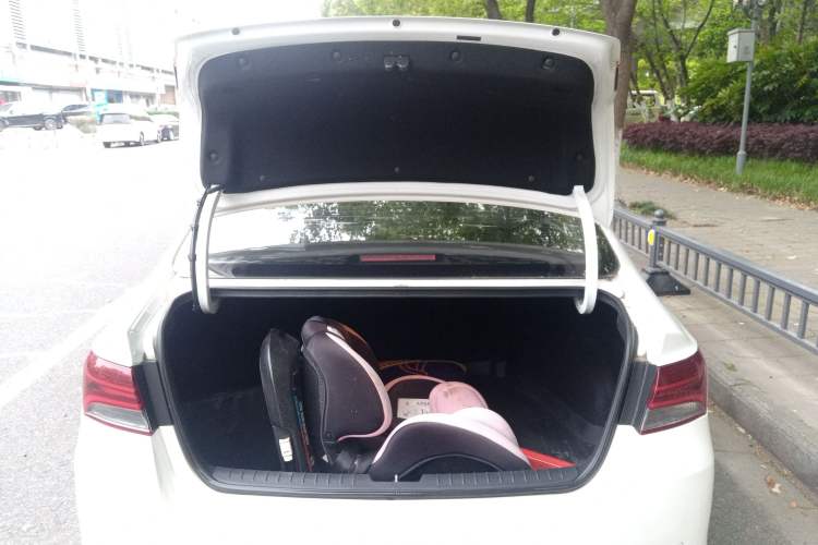 Used Kia K3 (Kai Shen) 2017 1.8L Automatic DLX