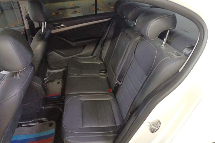 Used Volkswagen Lavida 2017 1.6L Automatic Comfort Edition Left Rear Seat