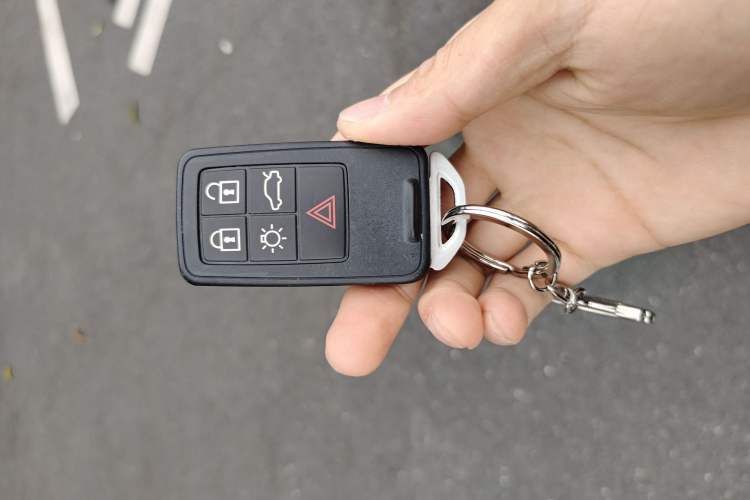 Used Volvo S60 2013 T5 Comfort Edition Vehicle Key