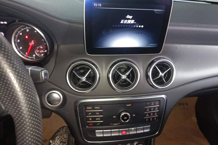 Used Mercedes-Benz GLA 2018 GLA 200 Fashion Model
