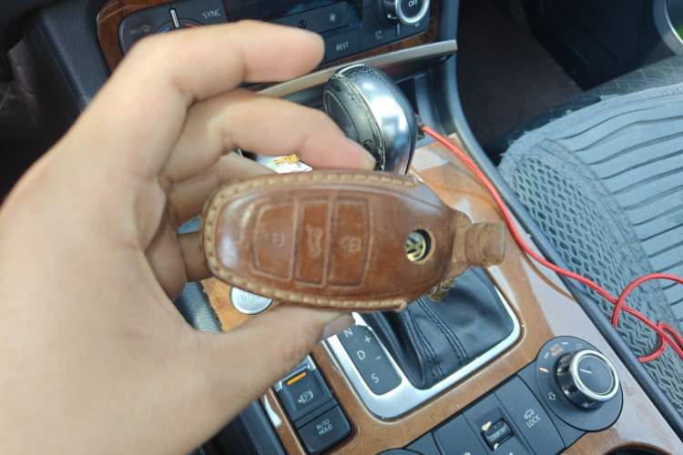 Used Volkswagen Touareg 2011 3.0 TSI High-End Version Vehicle Key