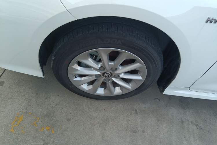 Used Toyota Corolla 2021 Dual-Motor 1.8L E-CVT Elite Edition