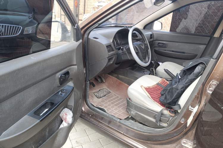 Used Wuling Hongguang 2015 1.2L S Base Model China V Standard