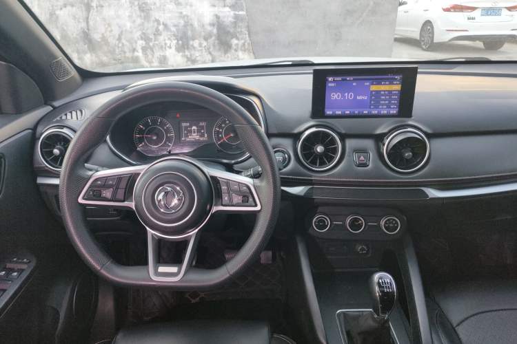 Used Dongfeng Fengon 500 2022 1.5T Manual Enjoyment Model