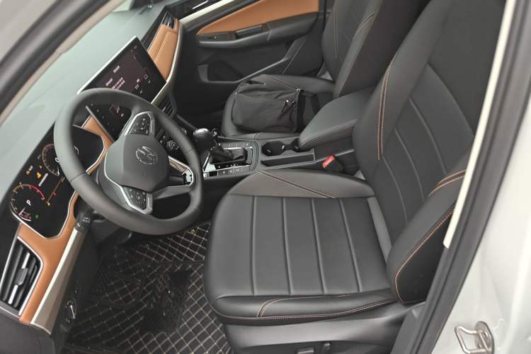 Used Volkswagen Bora 2024 200TSI DSG EnjoyDrive PRO Edition Left Front Seat