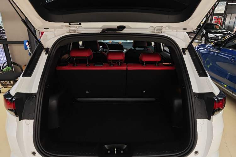 Used CHANGAN CS35PLUS 2022 Blue Whale NE 1.4T DCT Luxury Model
