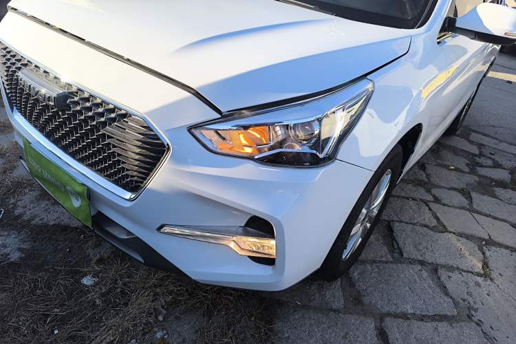 Used Haval M6 2018 Revised Version 1.5T DCT Two-Wheel Drive Urban Style