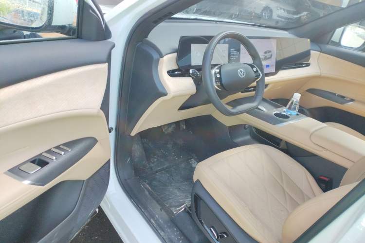 Used CHANGAN CS75 PLUS 2025 4th Generation 1.5T New Blue Whale Smart Luxury Edition