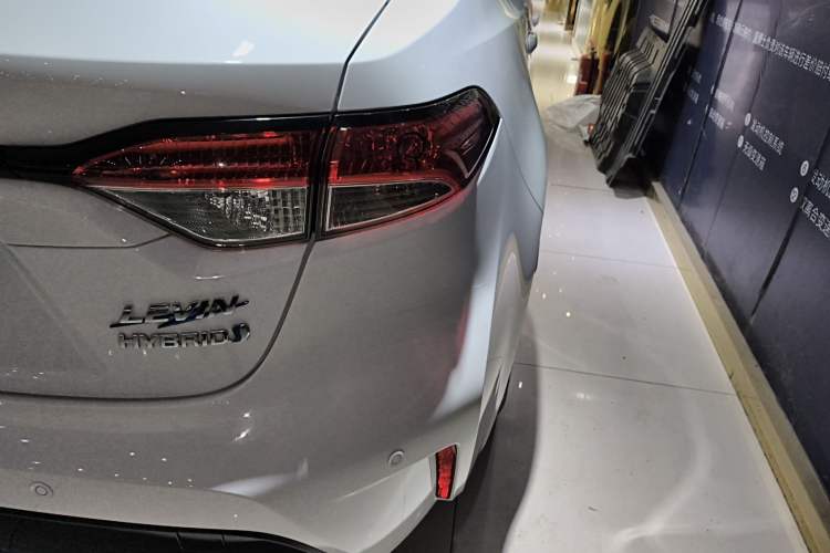 Used Toyota Levin 2023 Smart Electric Hybrid Dual-Engine 1.8L Luxury Edition
