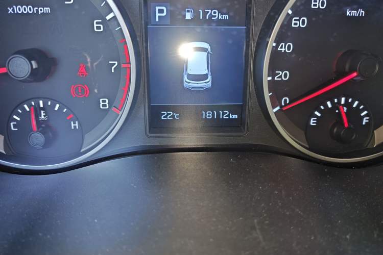 Used Kia kx1 Stonic 2021 1.4L CVT Fun Edition Odometer Close Up