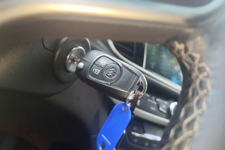 Used Buick GT 2019 18T Automatic Connected Elite Model China VI Standard Vehicle Key