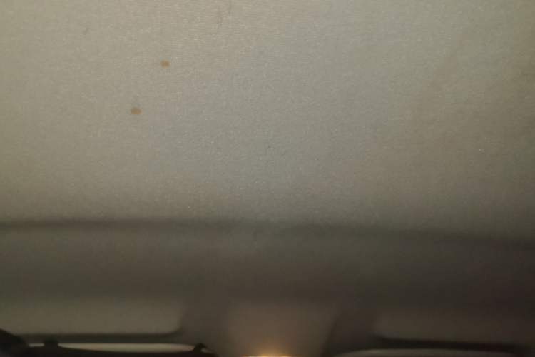 Used Peugeot 301 2014 1.6L Manual Comfort Edition Headliner