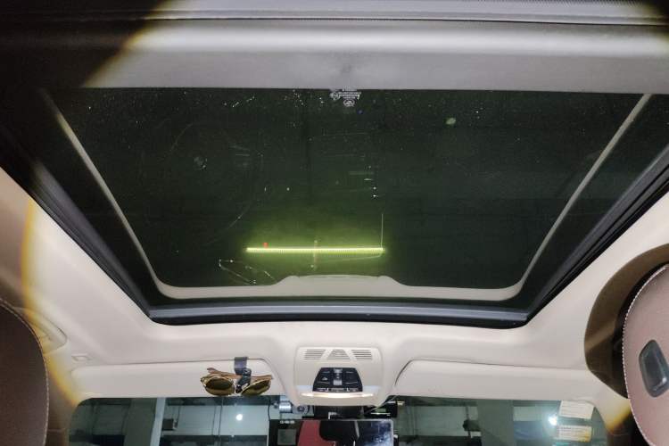 Used BMW X5 2015 xDrive28i
