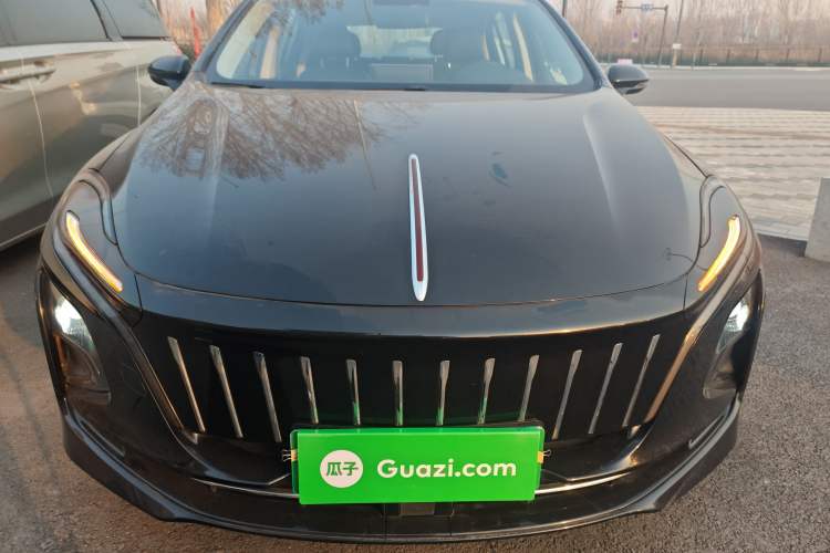 Used Hongqi E-QM5 2022 431 km Charge & Enjoy Edition