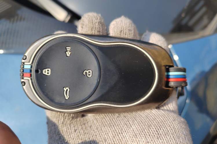 Used NETA S 2022 Extended-Range Version 1160 km Range Rear-Wheel Drive Mid-Grade