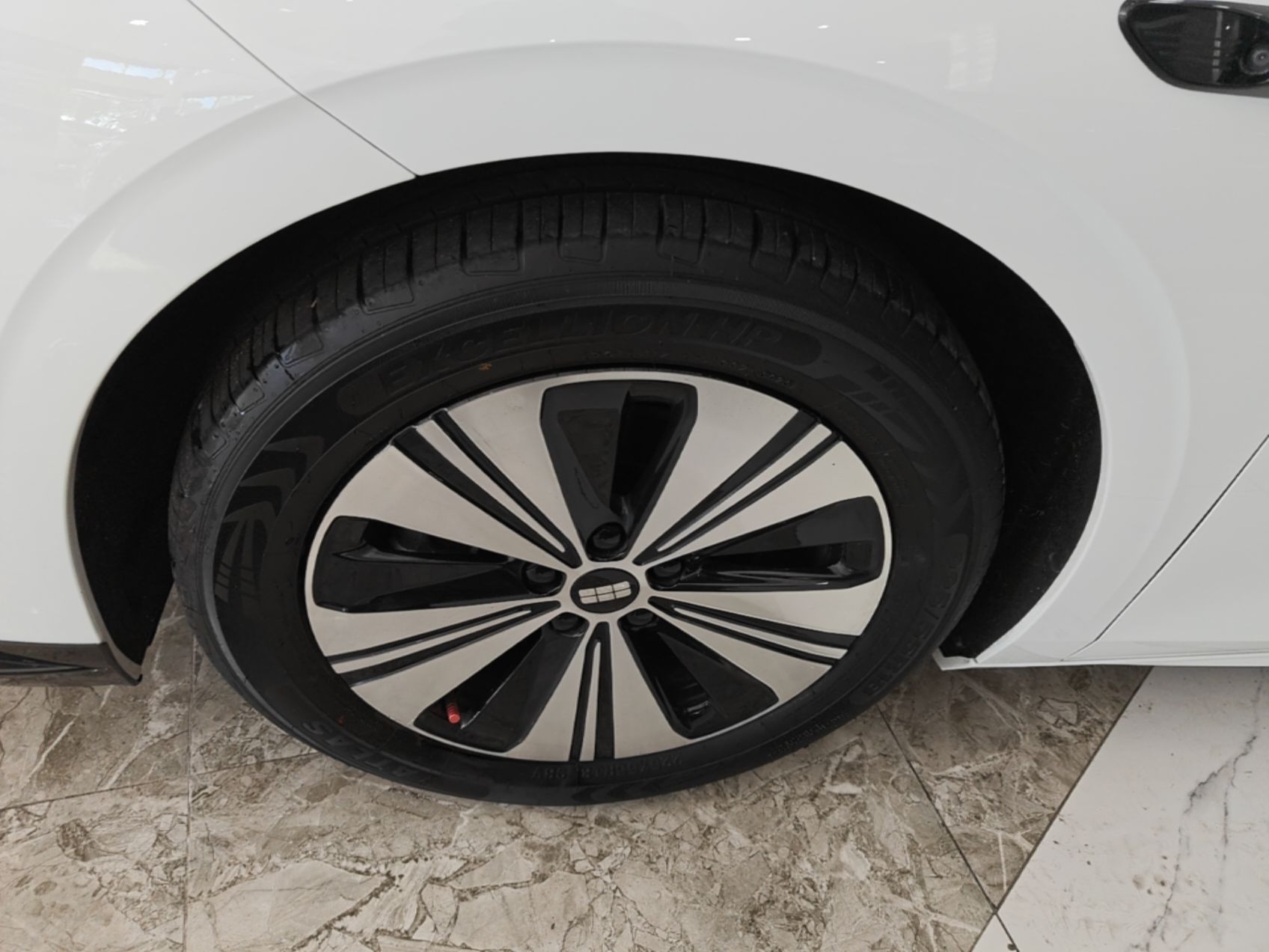 Geely Galaxy A7 2025 Model EM-i 150km Exploration+ Edition — снимка 10